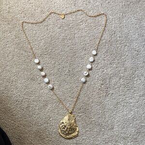 Gold-Tone Necklace with White Coin Pearls and Textured Pendant